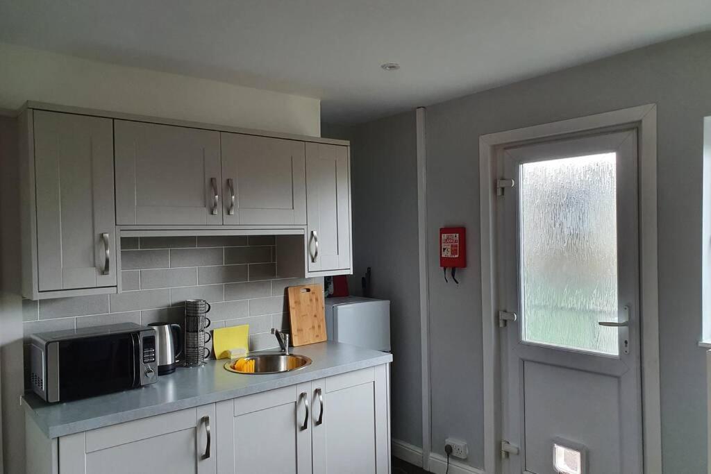 Cosy, Quirky, Comfy 'N' Chic House- Apartment Swindon Luaran gambar